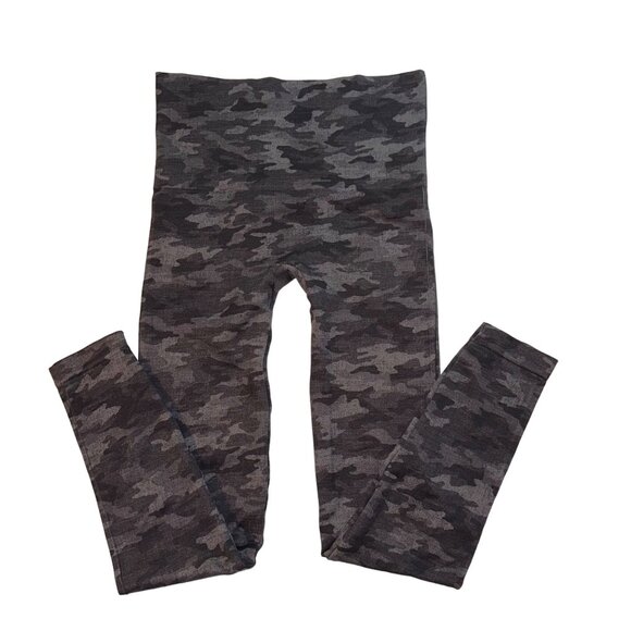 SPANX Pants - Spanx Womens Large Look at Me Now Leggings Gray Camouflage Pull on